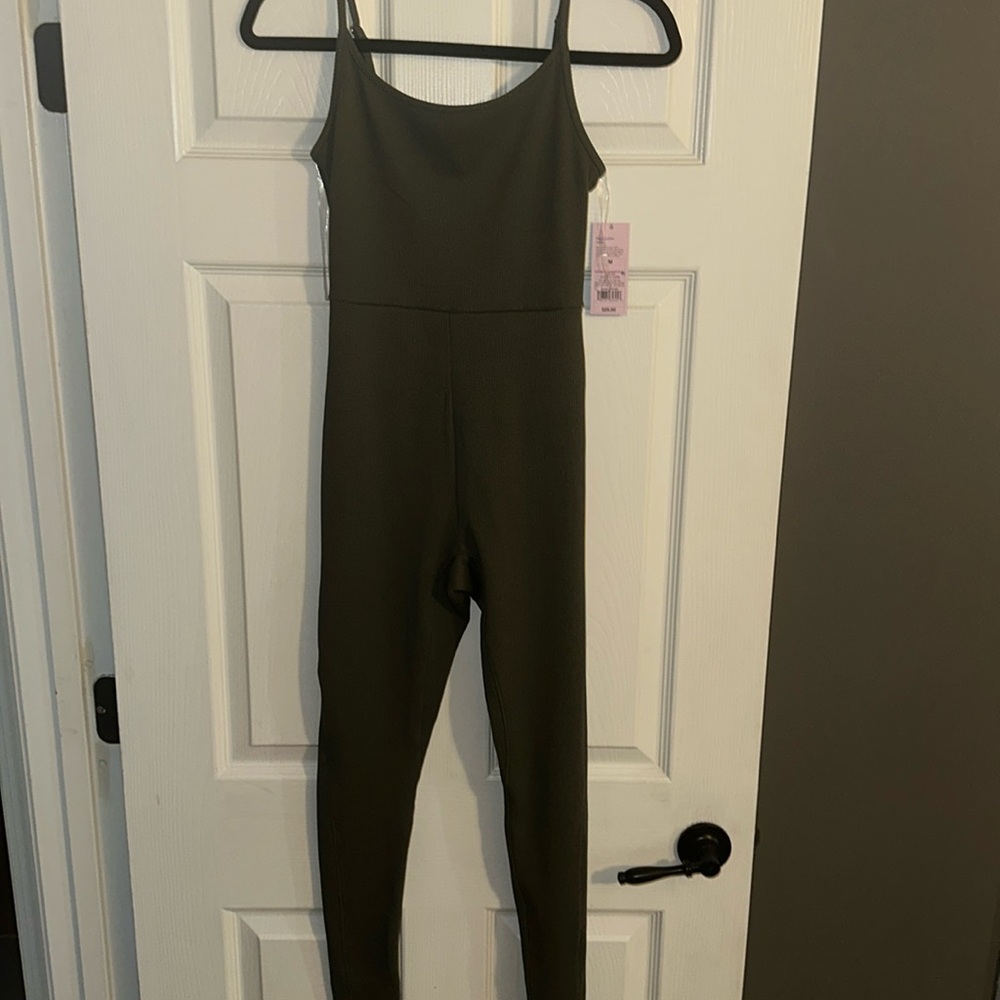NWT wild fable jumpsuit sz M